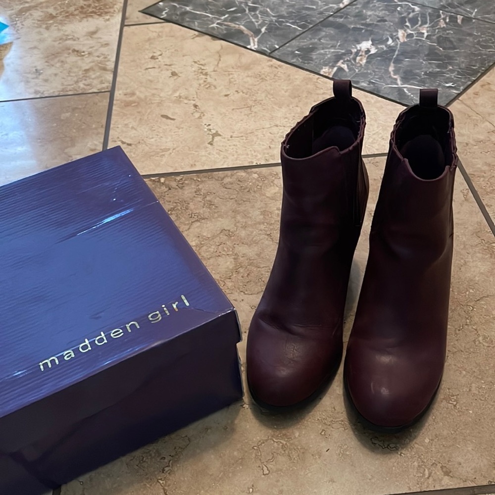 Davinna Burgandy Boot